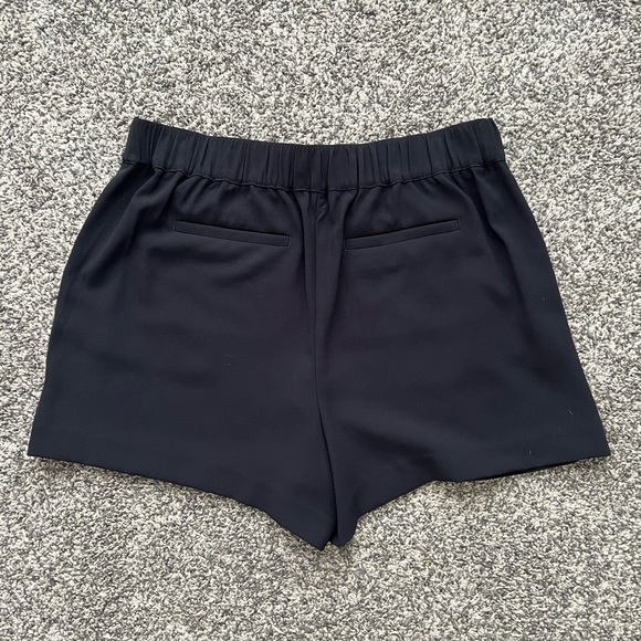LOFT Black Short SIZE MEDIUM - Picture 3 of 5